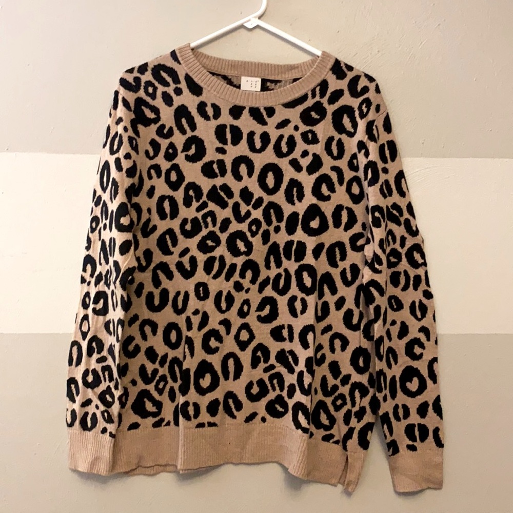 A New Day leopard print scoop neck sweater
